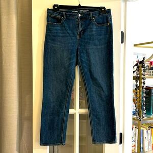 Old Navy Mid Rise Perfect Straight Jeans